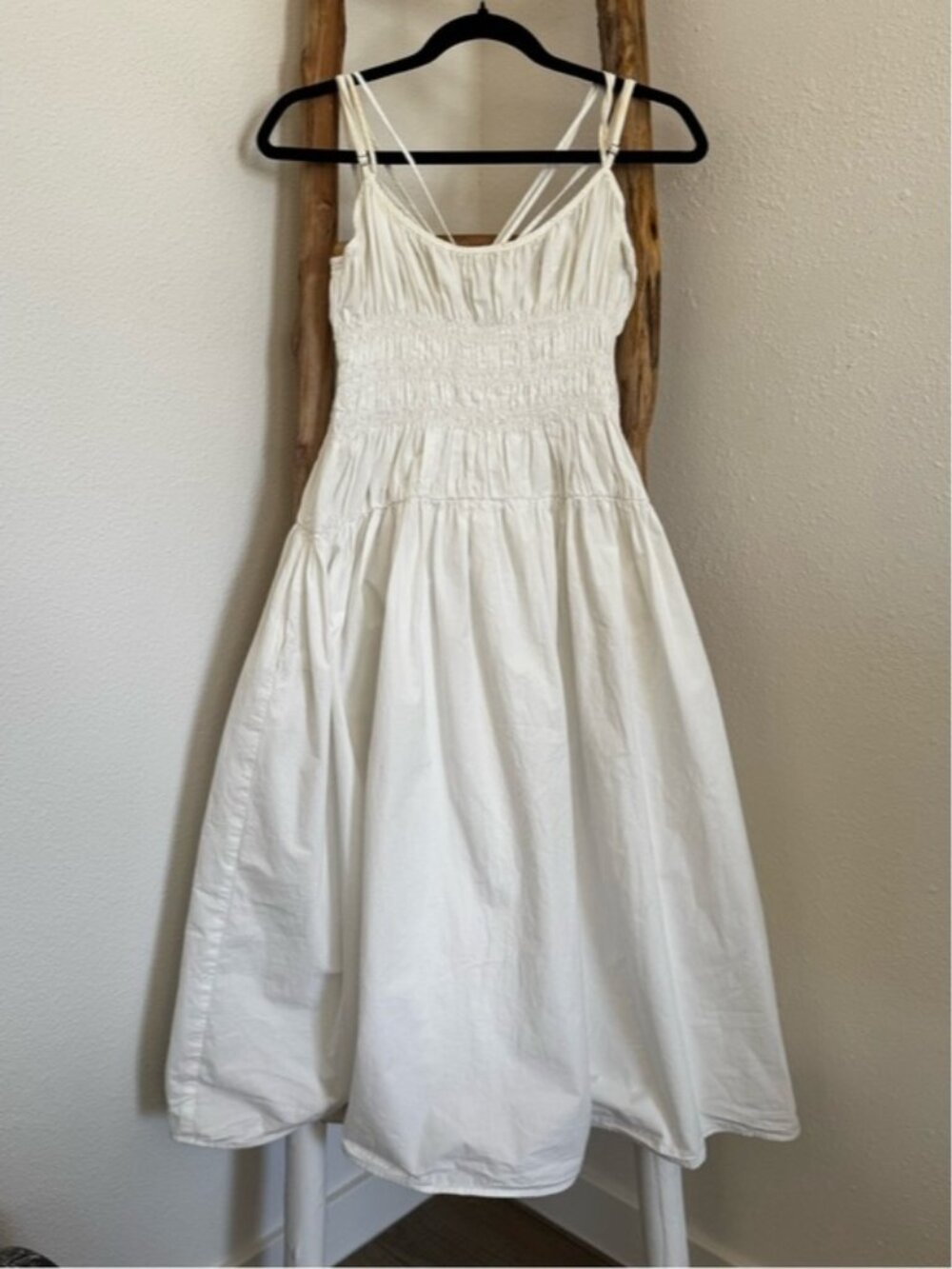 Ciao Lucia Volta Dress in White Size Medium. - Picture 5 of 11